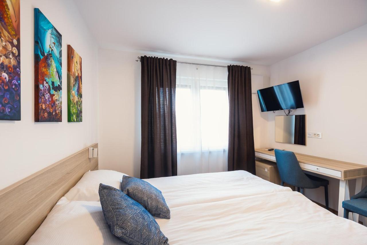 Gostilna Mueller Hotel Črnomelj Kültér fotó