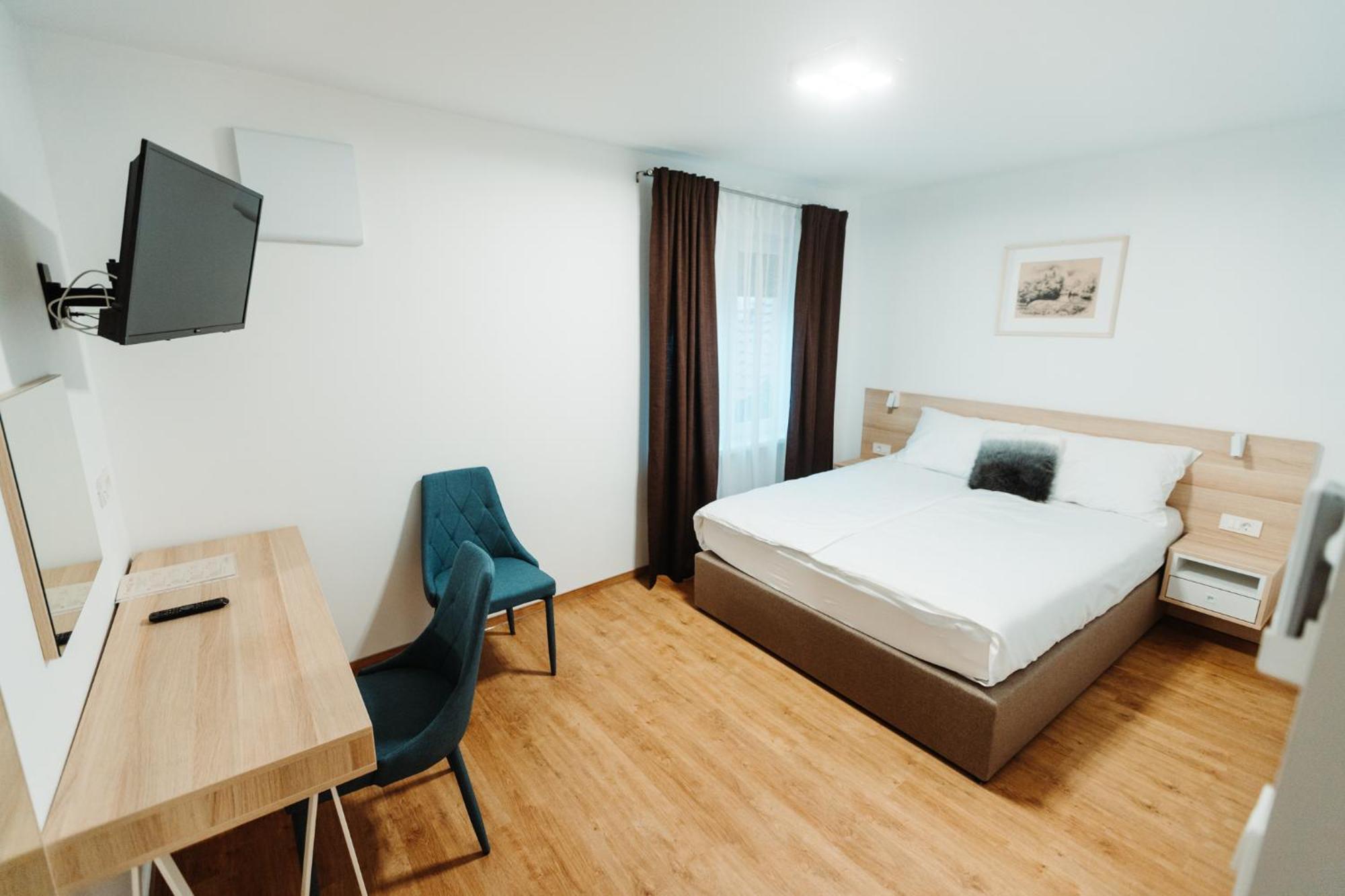 Gostilna Mueller Hotel Črnomelj Kültér fotó